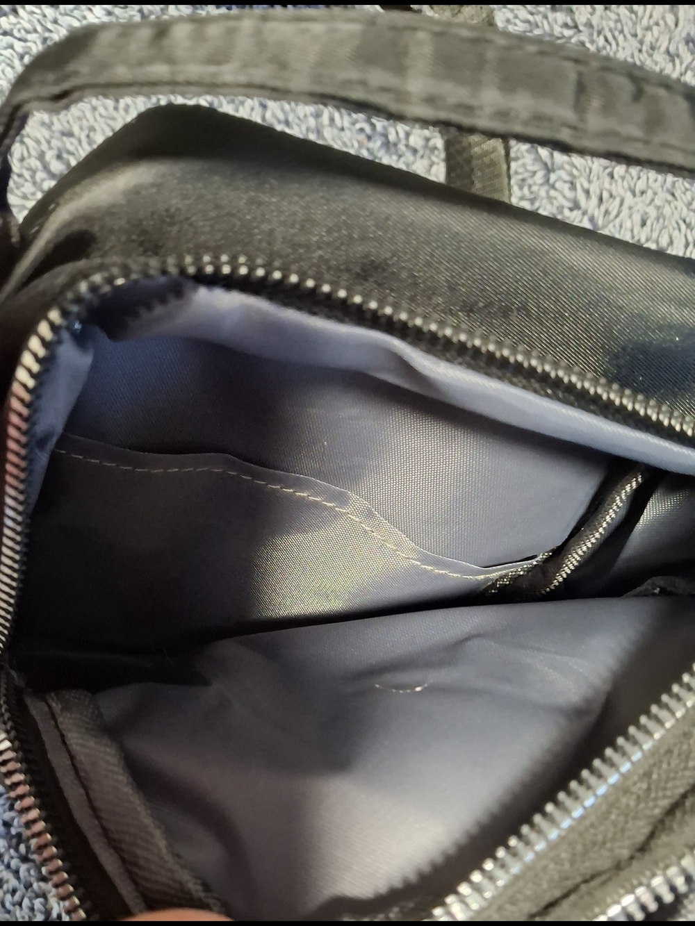 Stitch Black Crossbody Sling Bag Never Been Used - Picture 4 of 5